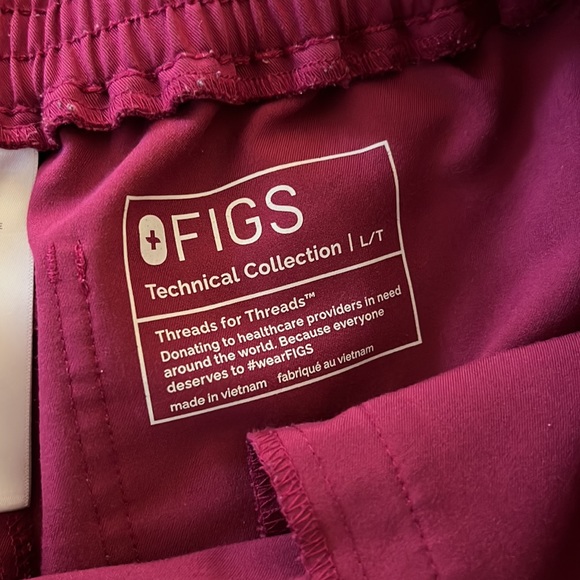 Two pairs of Figs scrub pants. GUC. Both large-tall. - Picture 3 of 6